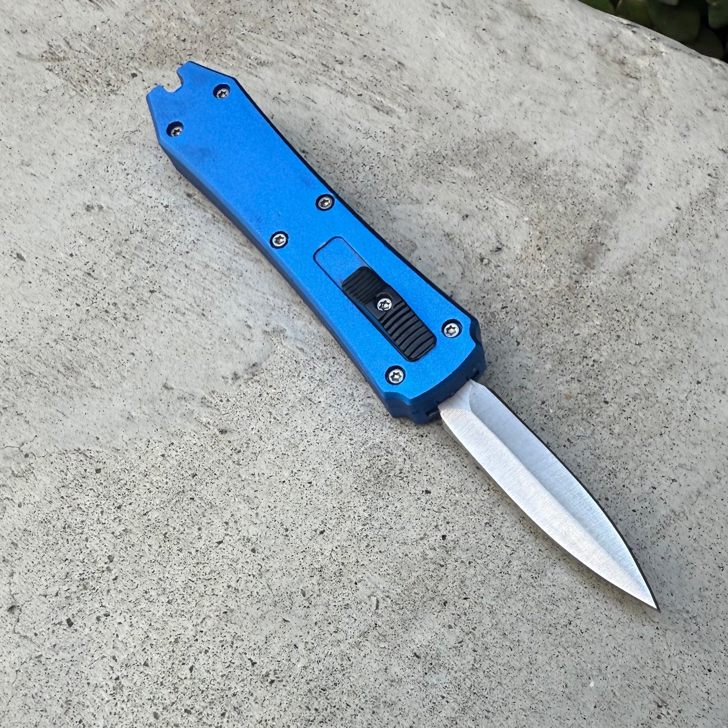 OTF Knives (out the front) CCC