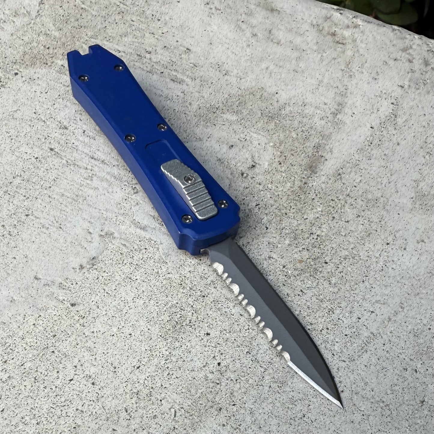 OTF Knives (out the front) CCC