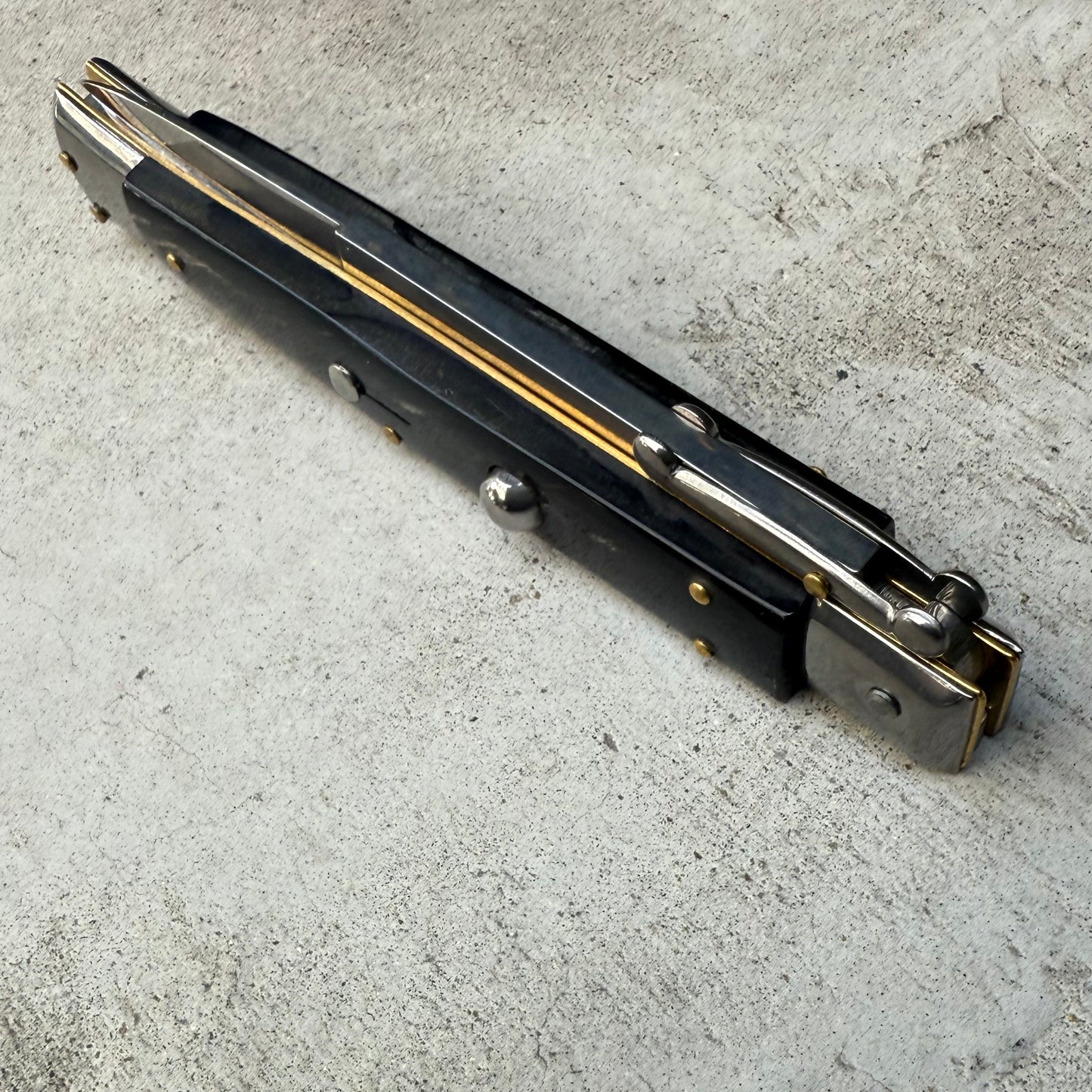Frank Beltrame Switchblade Dark Horn