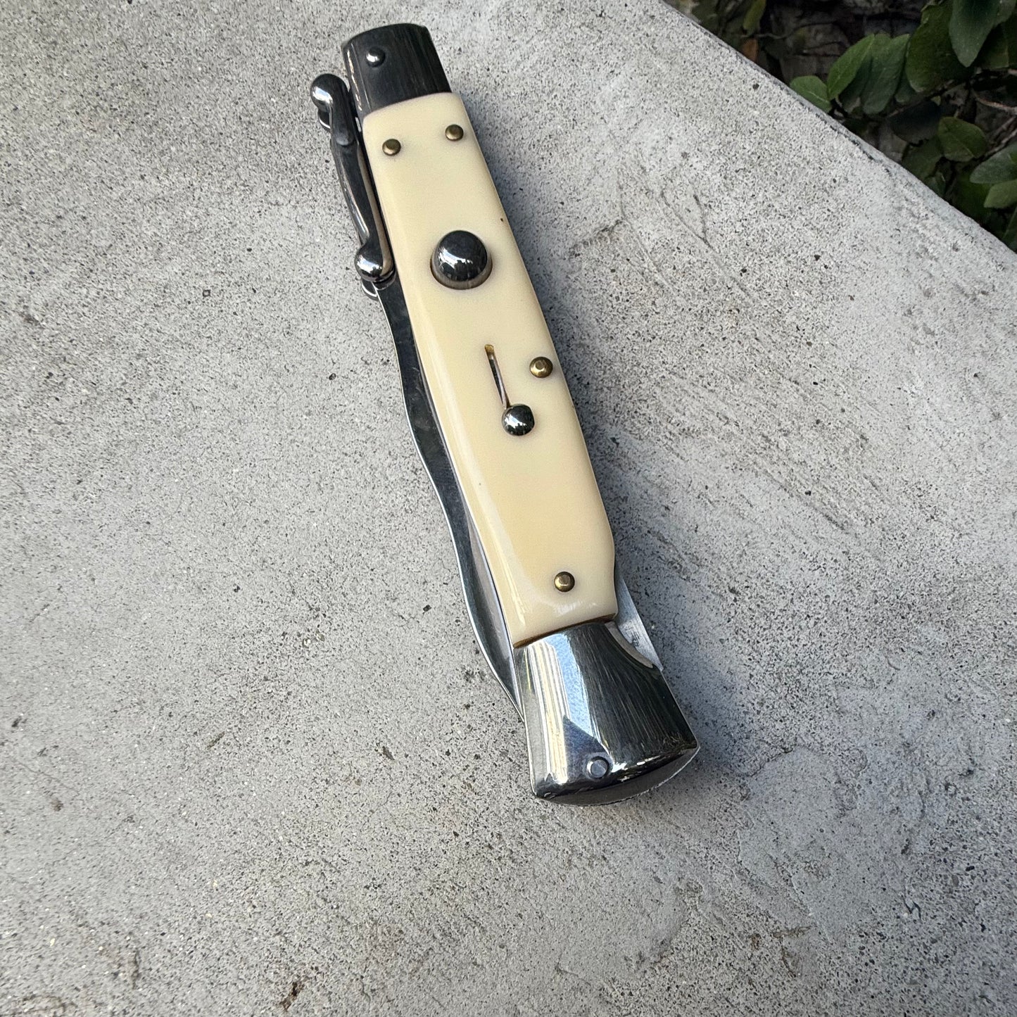 Kriss Switchblade