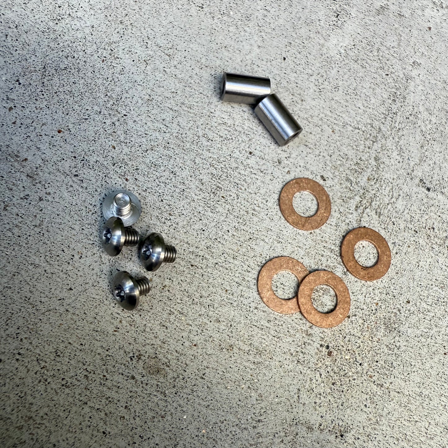 Dodo Industries - Hardware - Ivo and Raphus