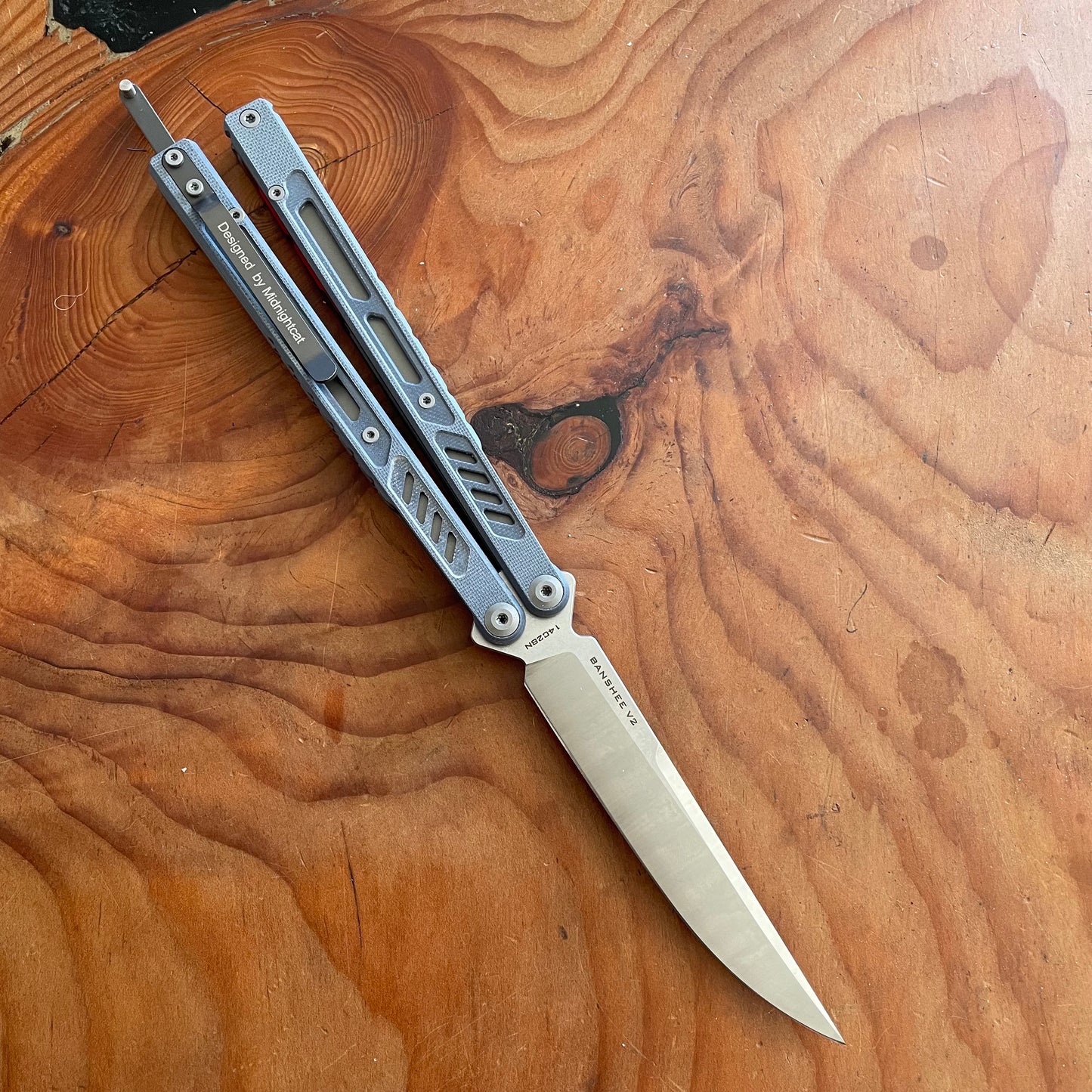 Maxace Banshee V2 (Grey)