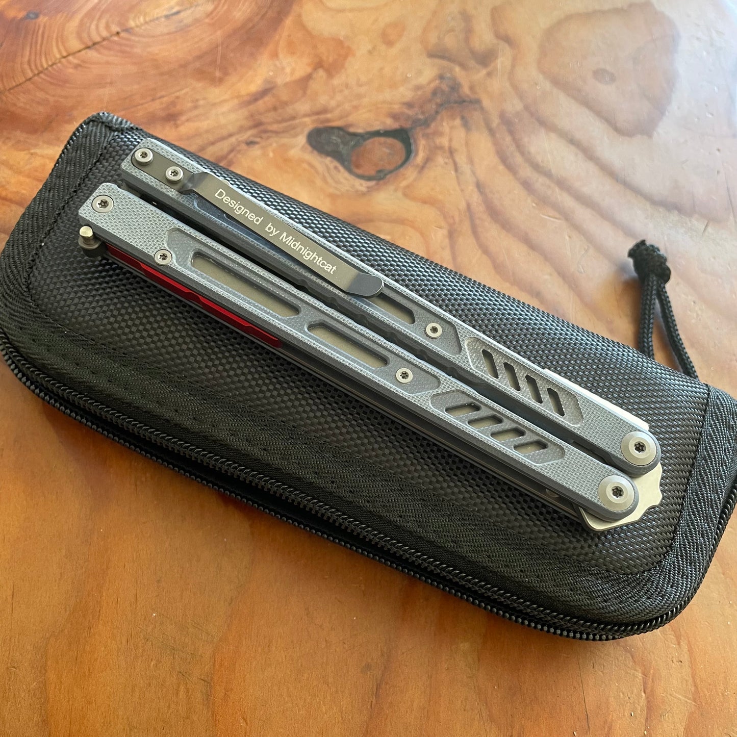 Maxace Banshee V2 (Grey)
