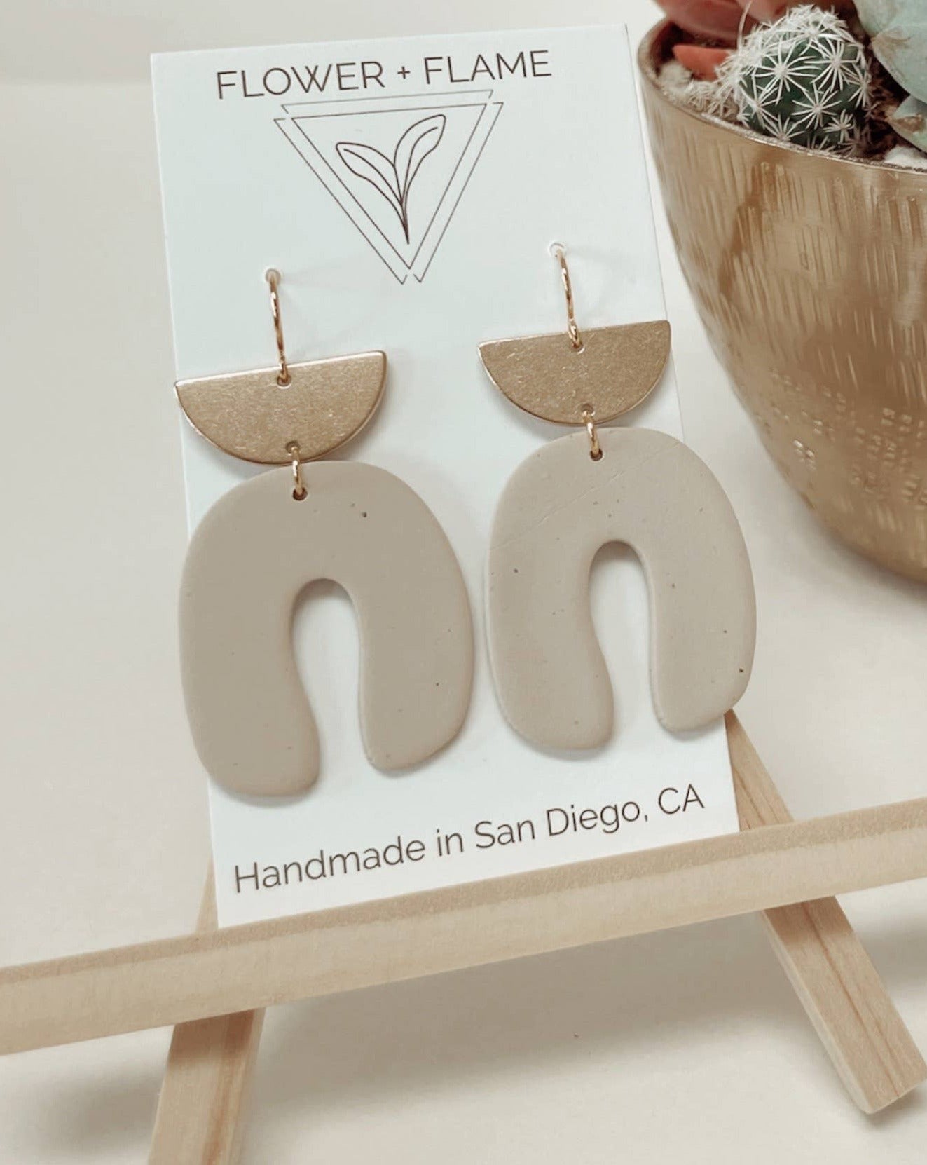 The Mojave Earring | Beige