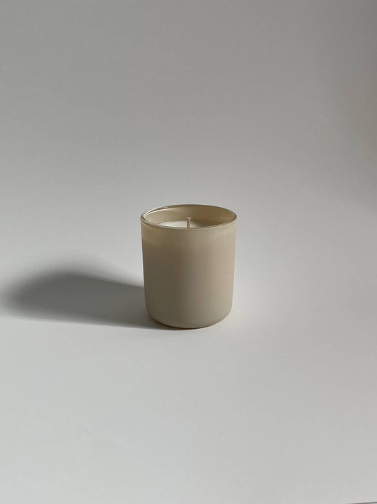 Palo Santo Candle 8oz Natural Soy Wax Essential Oil