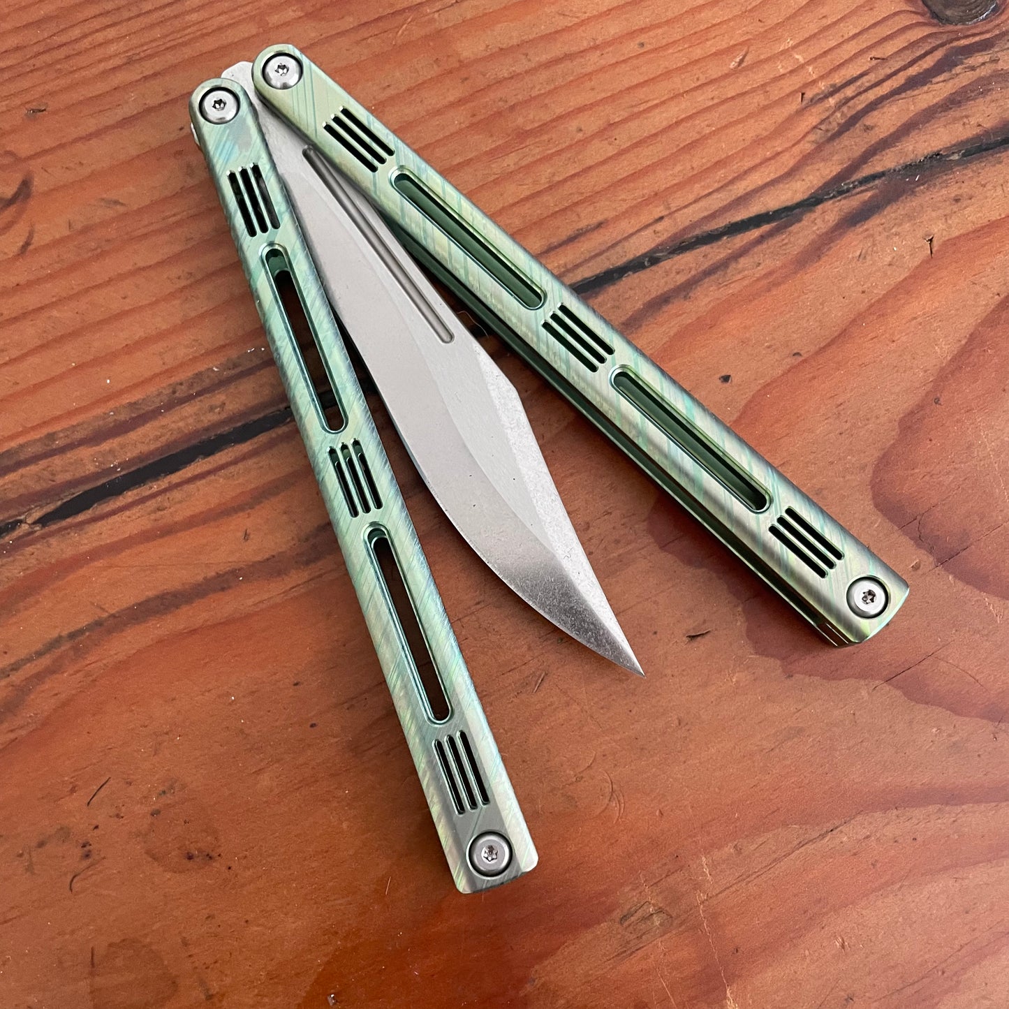 LDY BALISONG / Y.K. Studio - Aquatic
