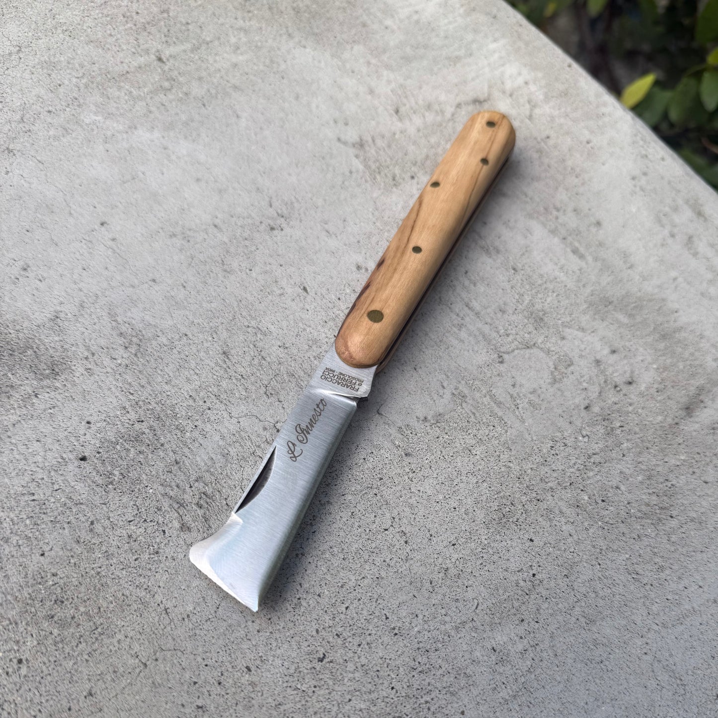 M.Fraraccio , E Ferrucci  L'Innesto  - Garden Knife