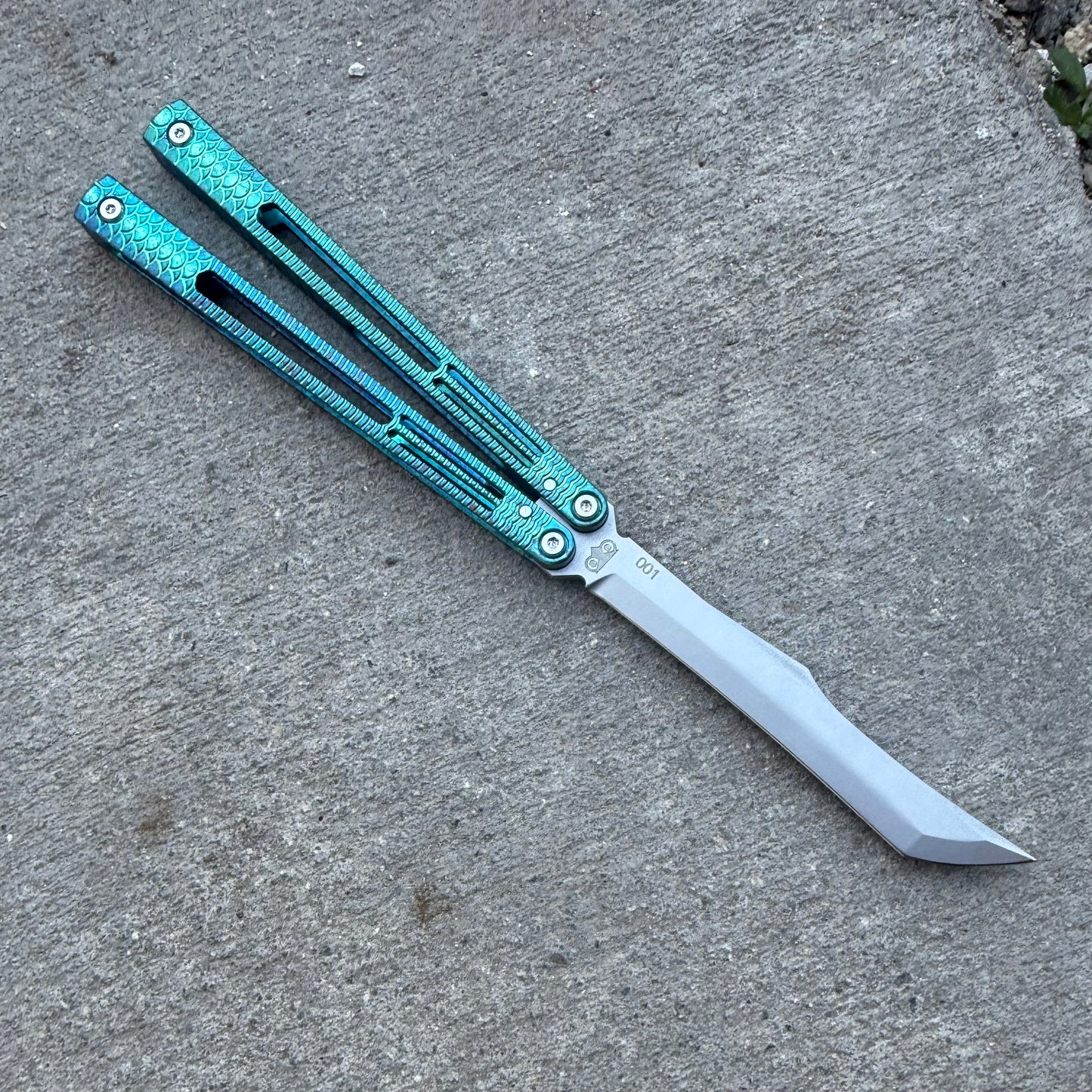 Dodo Industries - IVO (Live Blade)