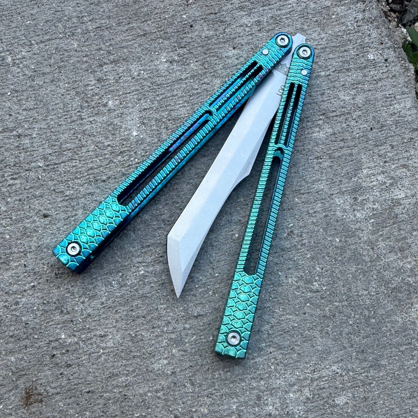 Dodo Industries - IVO (Live Blade)