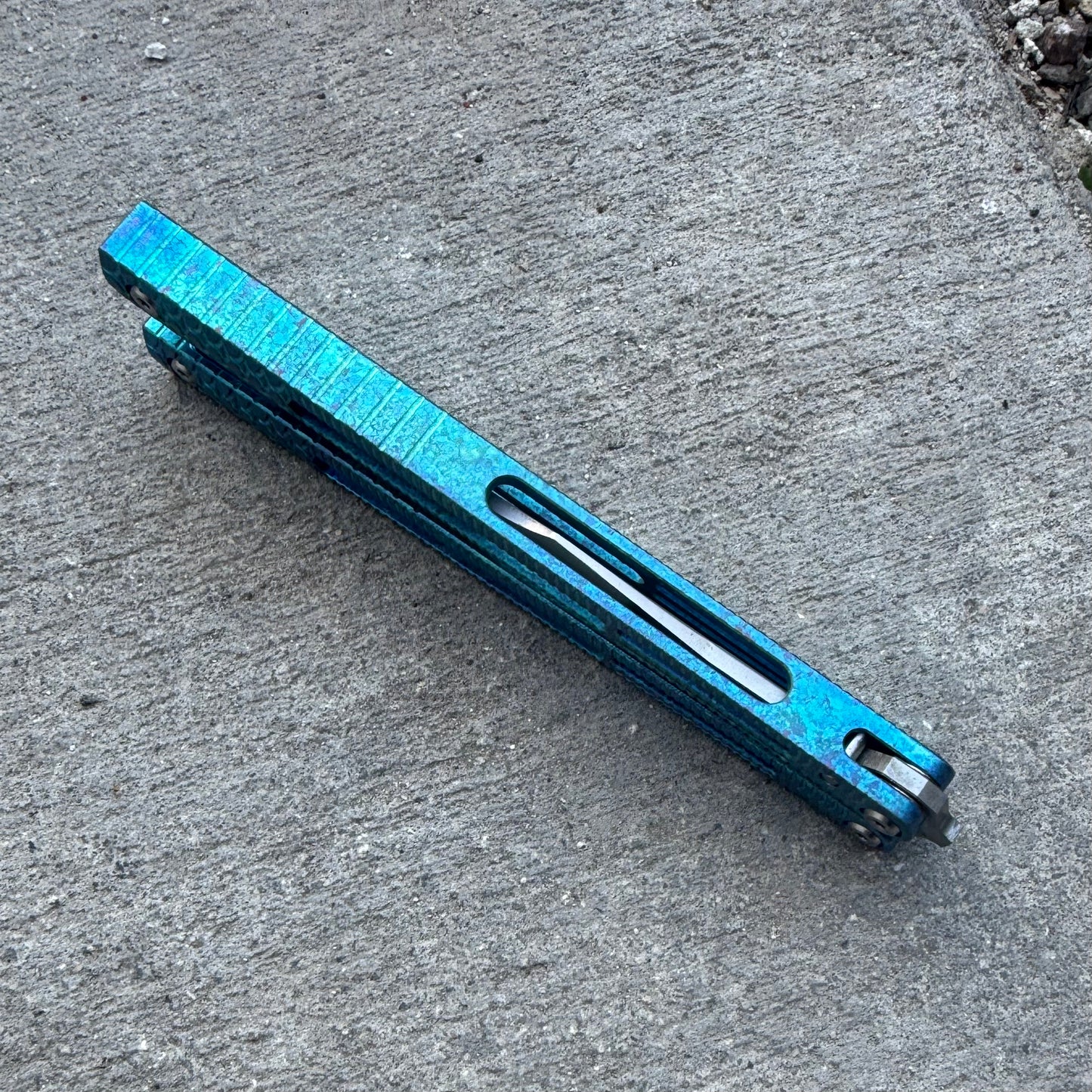 Dodo Industries - IVO (Live Blade)