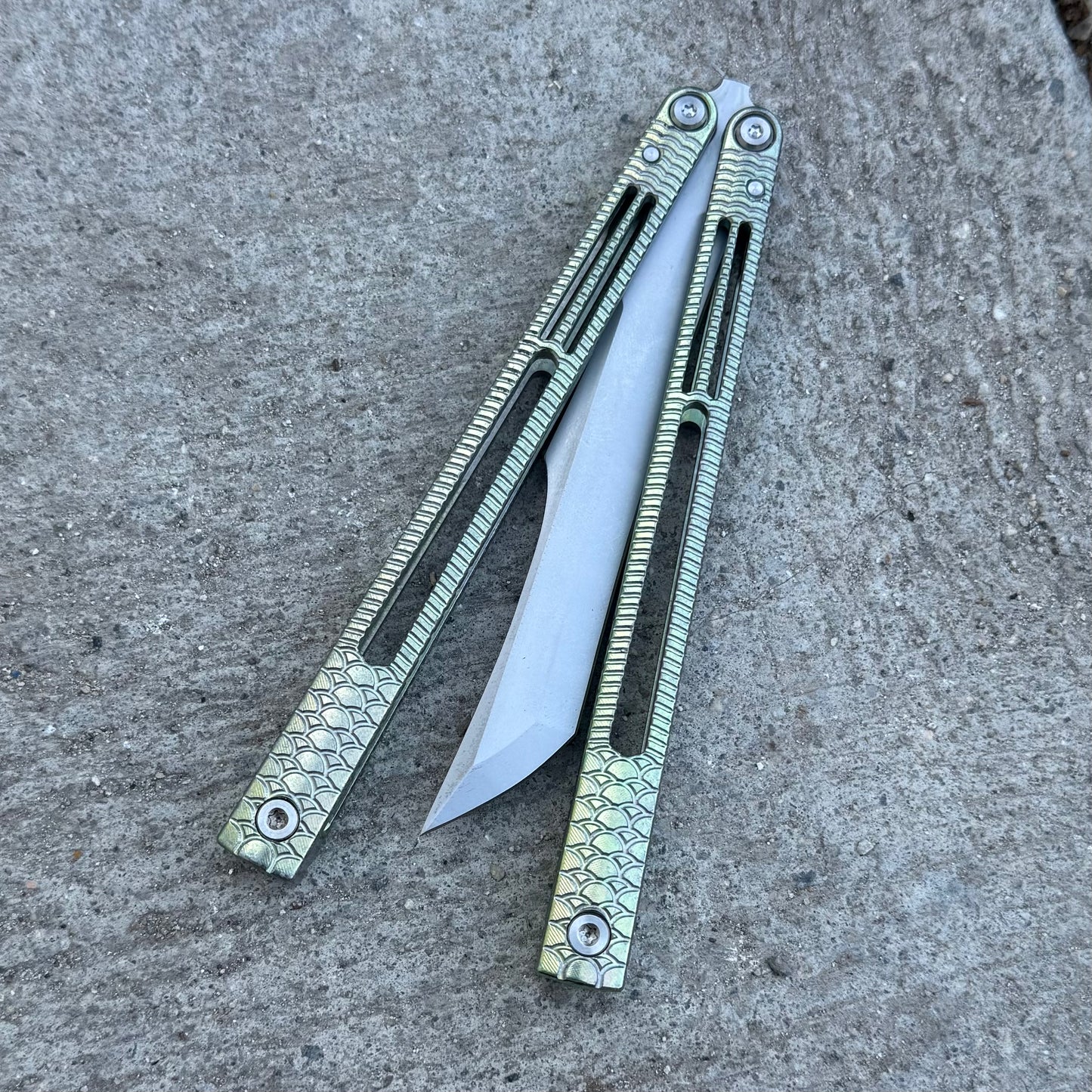 Dodo Industries - IVO (Live Blade)