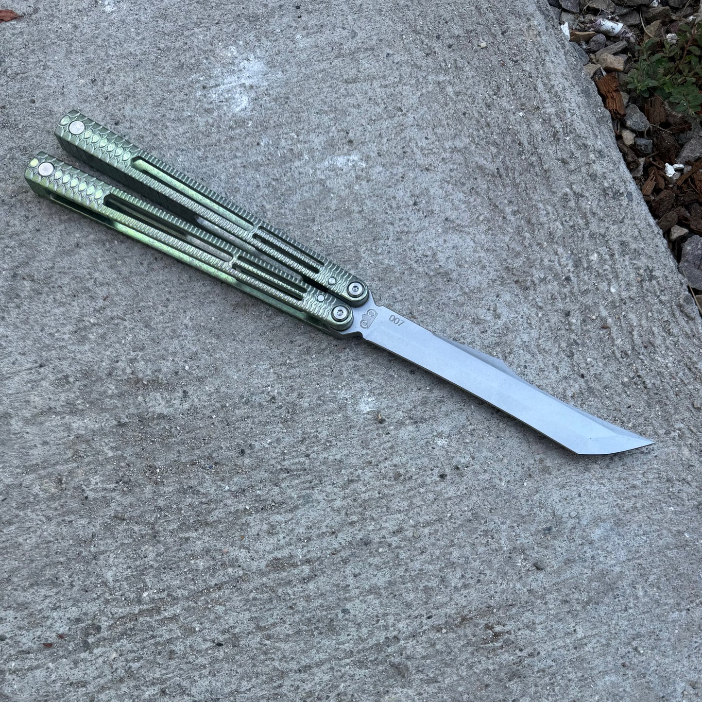 Dodo Industries - IVO (Live Blade)