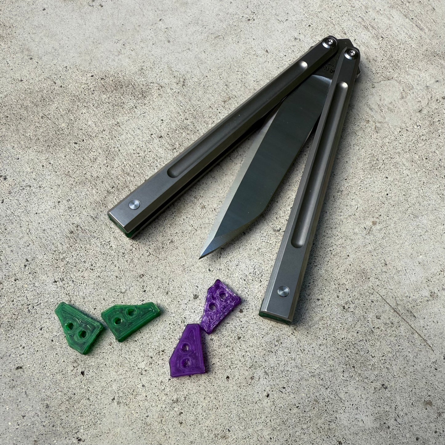 Woulf Designs, Omen
