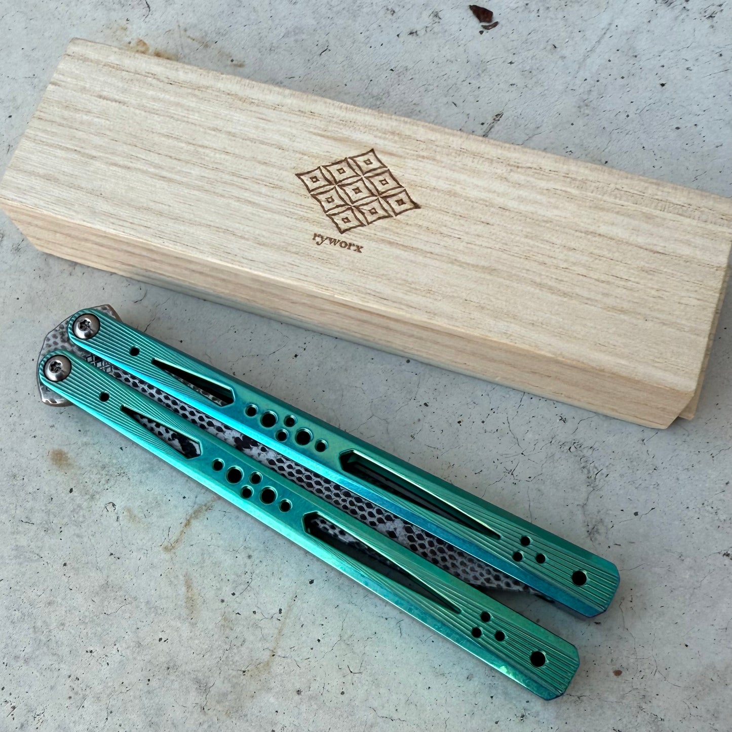 Ryworx Ga - USED