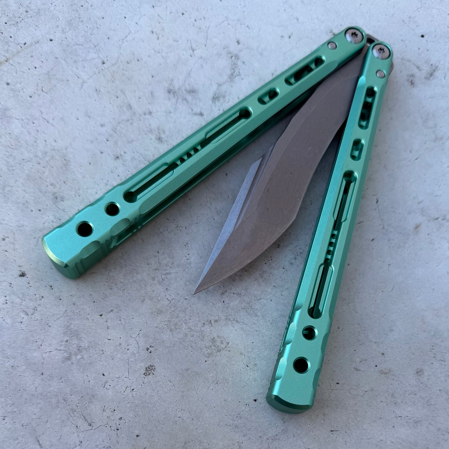 LDY BALISONG - SIRIUS V4