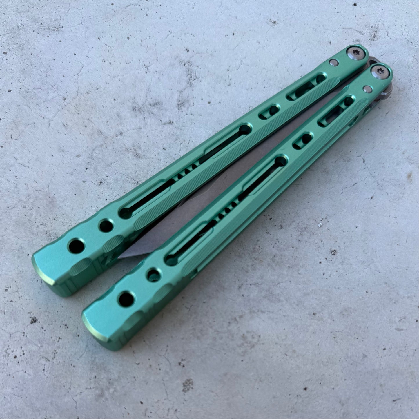 LDY BALISONG - SIRIUS V4