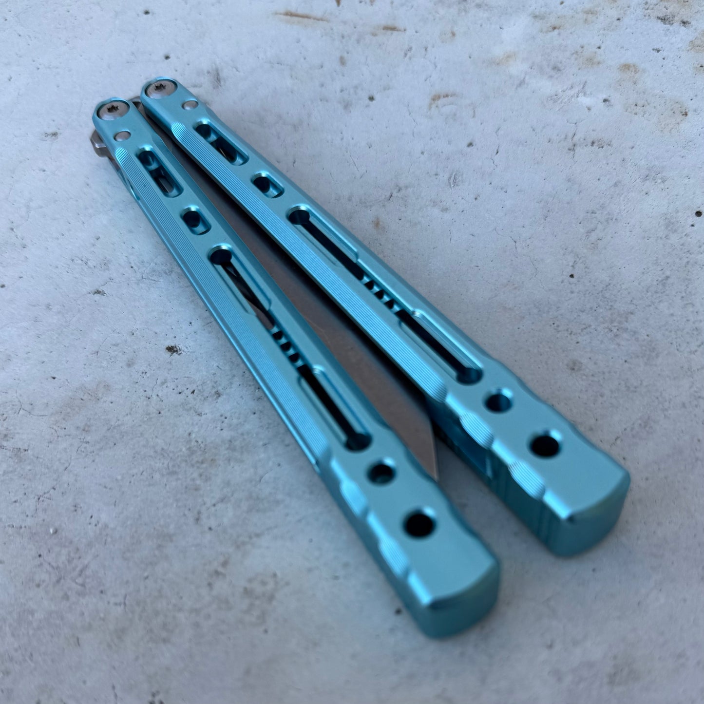 LDY BALISONG - SIRIUS V4