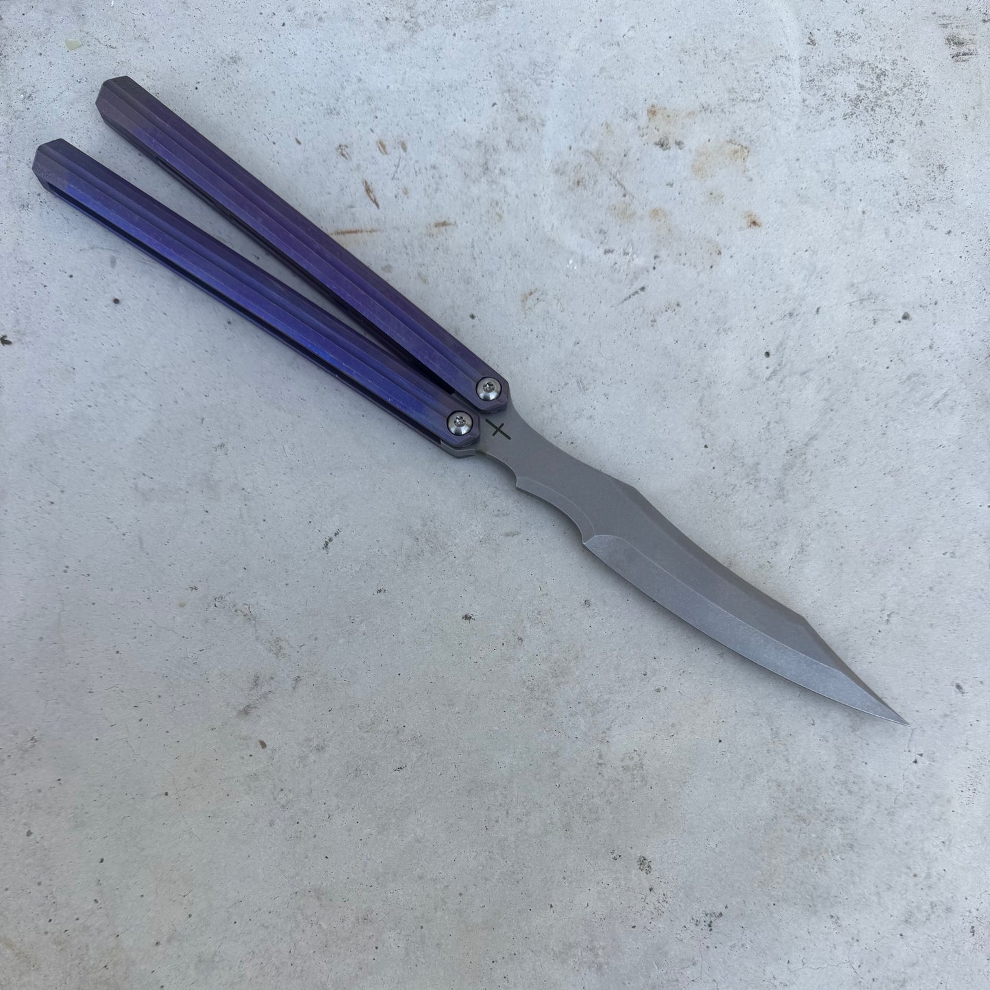 Tuya Knives - Raven Balisong