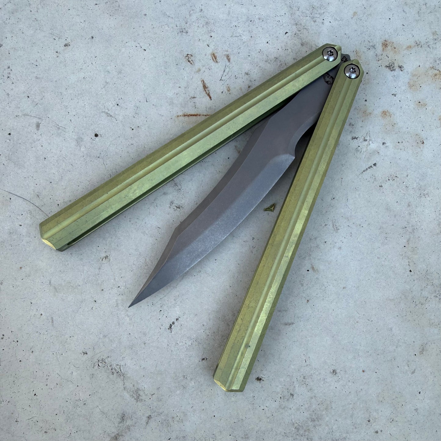 Tuya Knives - Raven Balisong (false edge)