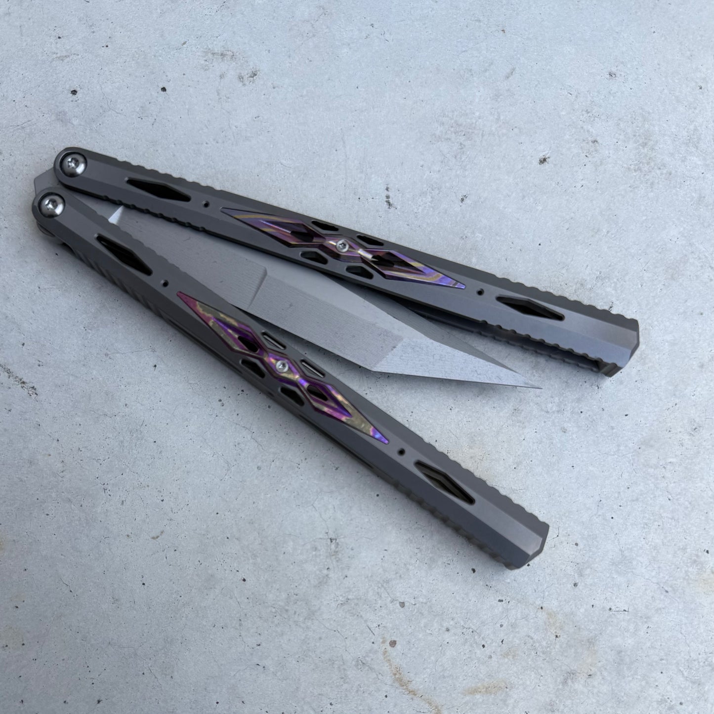 Tuya Knives -  Starship (false edge)