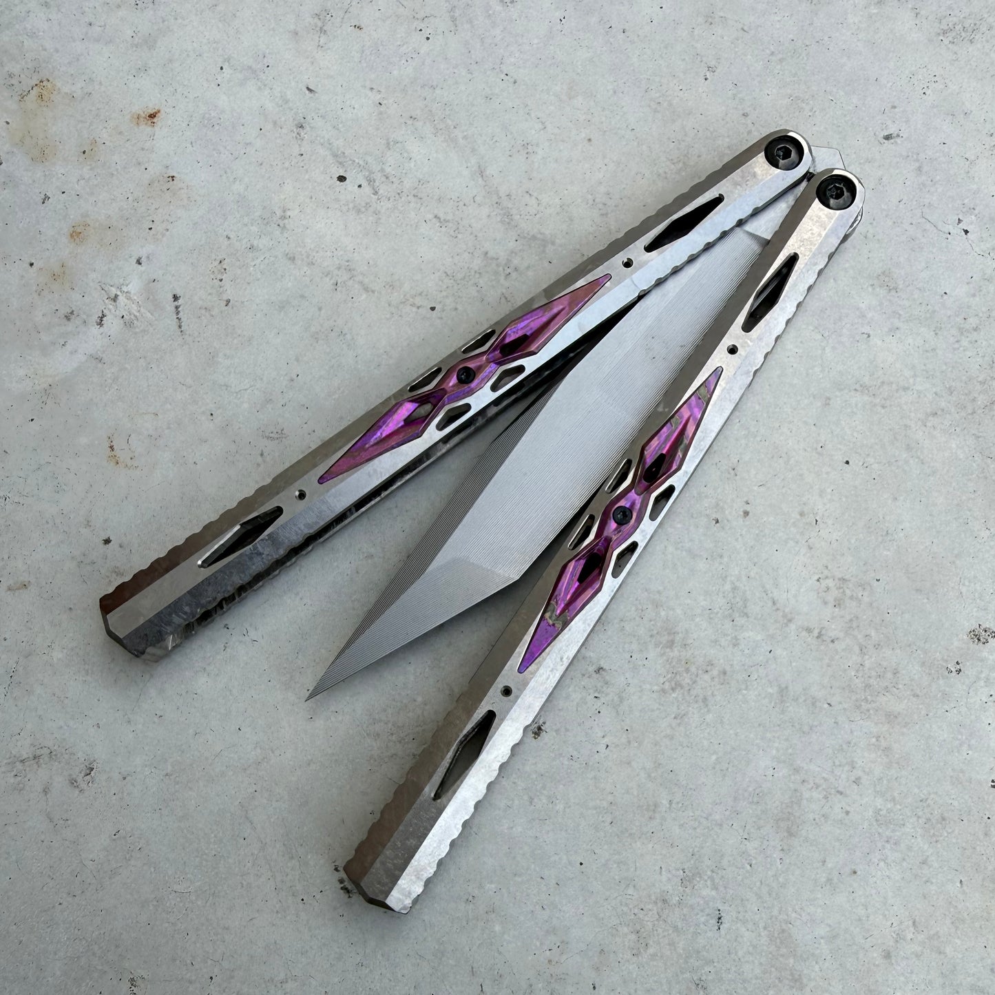 Tuya Knives -  Starship (false edge)