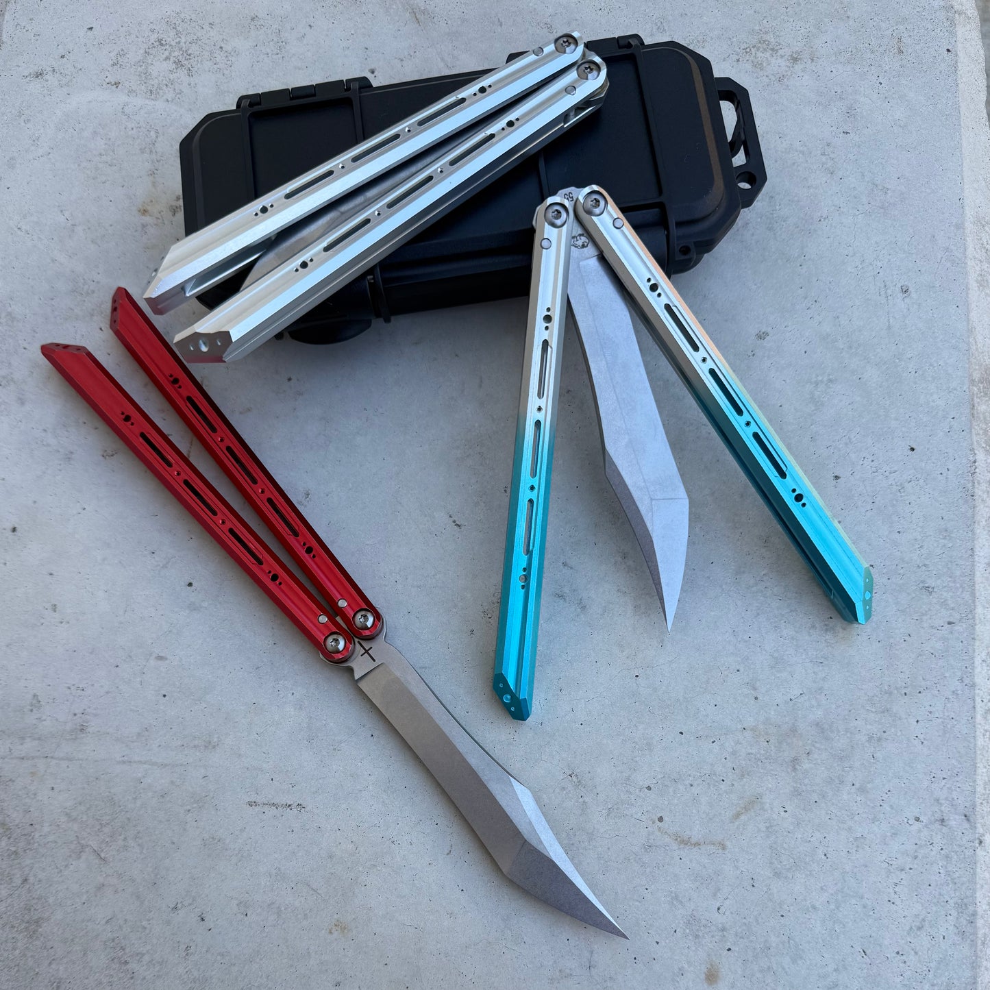 Tuya Knives - P1  (false edge)