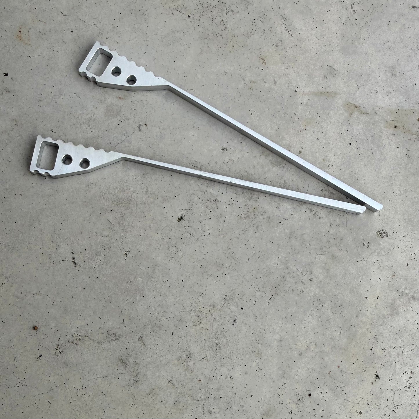 Motyl Knife - Aluminum - Replicant Spacers
