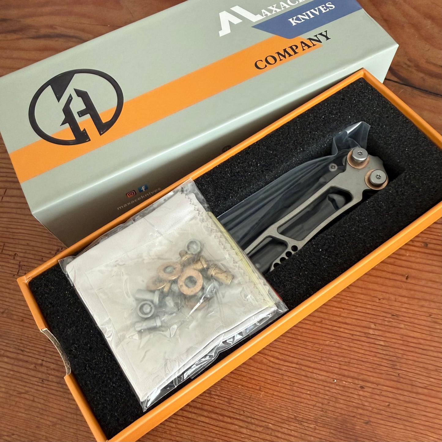 Maxace Phantom-II - Black Aluminum