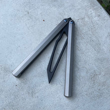 Load image into Gallery viewer, Ceroni Knives Arachnophobia Trainer
