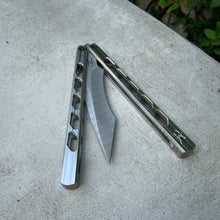 Load image into Gallery viewer, Ceroni Knives Trinidad Scorpion #01/10
