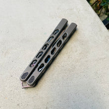 Load image into Gallery viewer, Ceroni Knives Baliviper #01
