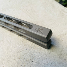Load image into Gallery viewer, Ceroni Knives Baliviper #01
