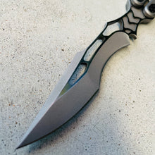 Load image into Gallery viewer, Ceroni Knives Baliviper #01
