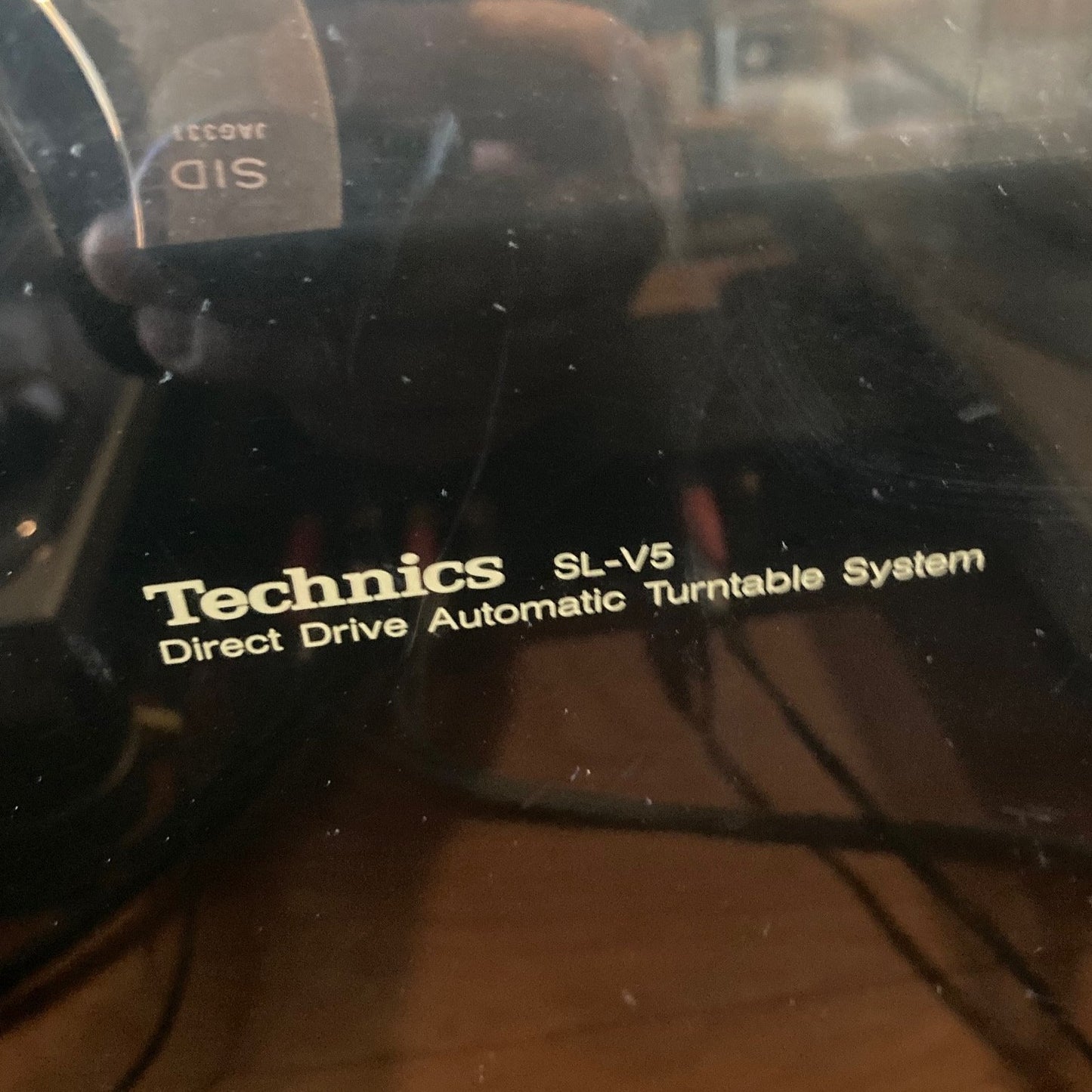 Technics Upright Turntable SL-V5