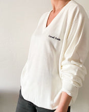 Load image into Gallery viewer, Vintage White V-Neck Sweater
