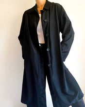 Load image into Gallery viewer, Vintage Hilary Radley Black Trench Coat
