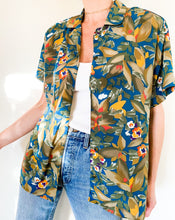 Load image into Gallery viewer, Vintage Olive Aloha Print Blouse
